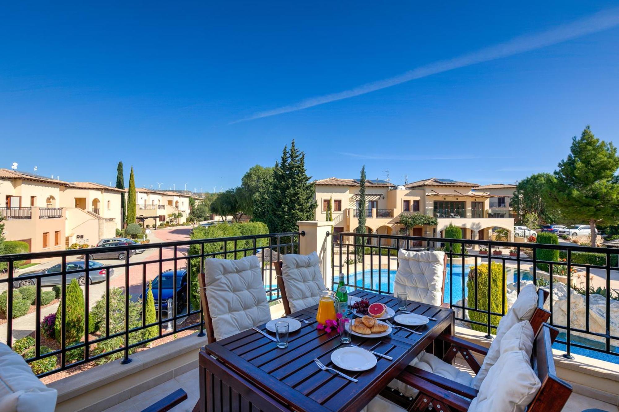 2 Bedroom Apartment Thalassa With Sea And Sunset Views, Aphrodite Hills Resort Kouklia Exterior photo