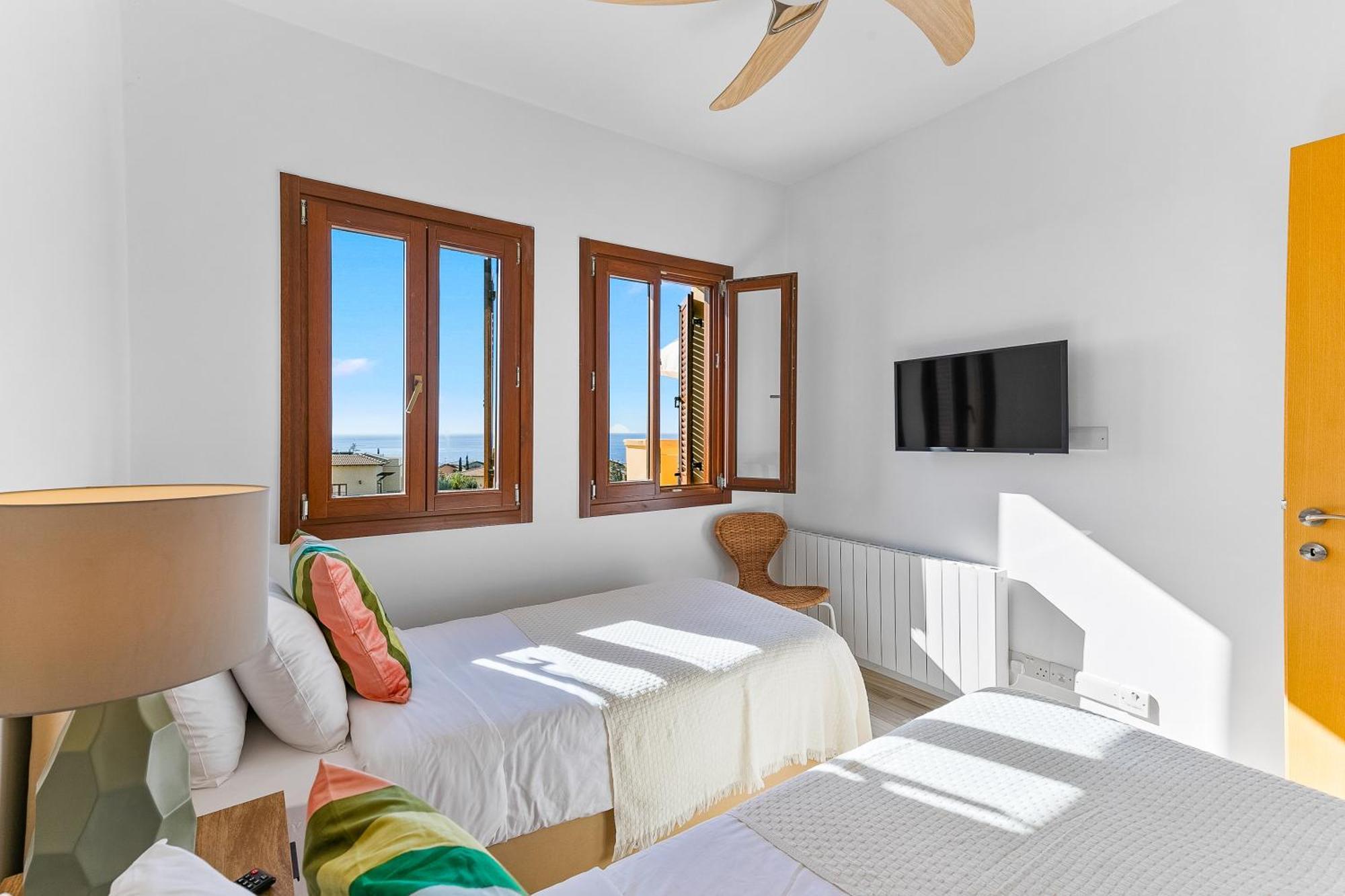 2 Bedroom Apartment Thalassa With Sea And Sunset Views, Aphrodite Hills Resort Kouklia Exterior photo