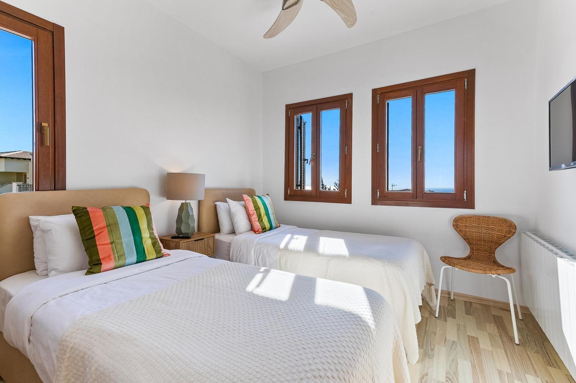 2 Bedroom Apartment Thalassa With Sea And Sunset Views, Aphrodite Hills Resort Kouklia Exterior photo