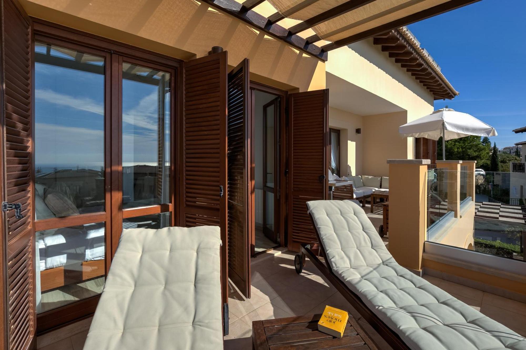 2 Bedroom Apartment Thalassa With Sea And Sunset Views, Aphrodite Hills Resort Kouklia Exterior photo